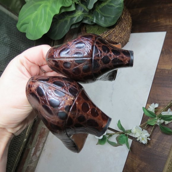 Ferragamo croc print classic office pumps 7.5 - Picture 4 of 8